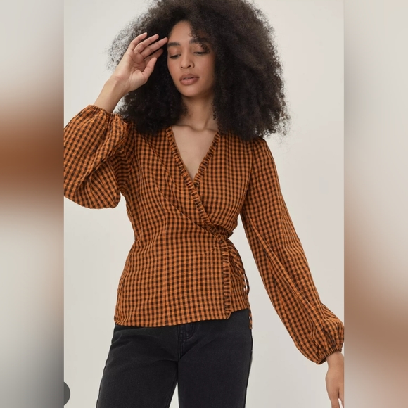 Nasty Gal Checkard Puff Sleeve Wrap Top, Size 10, NWTs - Picture 2 of 5